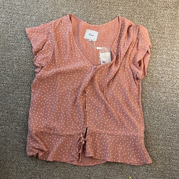 NWT Rails Bretton Rosewood Mini Hearts Short Sleeve Size M - Picture 2 of 5